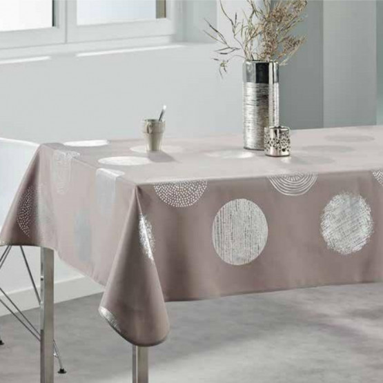 Nappe rectangulaire moderne