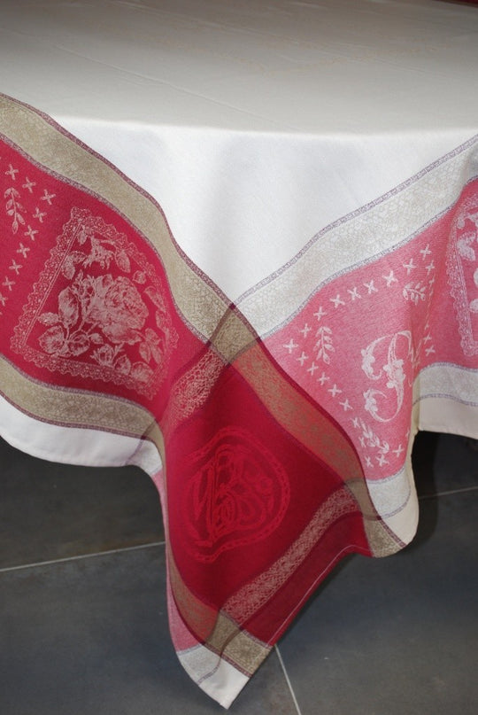 Nappe carrée jacquard 3m/1m60 monogramme écru rouge