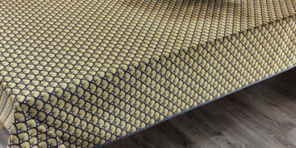 Nappe rectangulaire 150 x 120 cm Artchic or – Polyester anti-tache infroissable