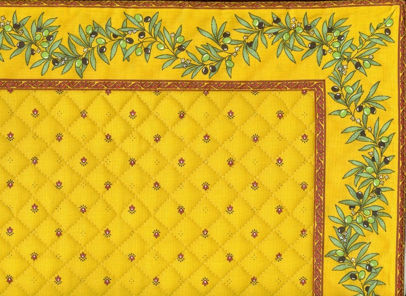 set de table exclusif cadré jaune rouge olive jaune