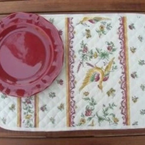 Set de table faïence de moustier rose 30 cm/45cm