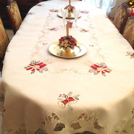 Nappe de noel  bougie brodée blanc 2m60 x 1m50 anti tache infroissable