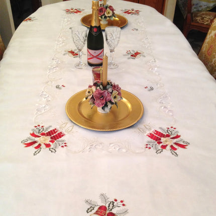 Nappe de noel  bougie brodée blanc 2m60 x 1m50 anti tache infroissable