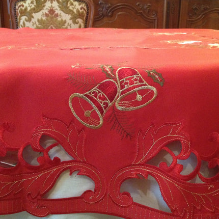 Nappe de noel  bougie brodée rouge 2m60 x 1m50 anti tache infroissable