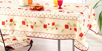 Nappe Coquelicot  1m50 x 1m20 anti tache et sans repassage