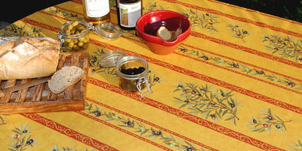 Clos des oliviers jaune rouge
