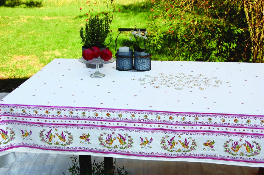 Nappe faïence de Moustiers rose coton enduit plastifiée 2m50 x 1m55