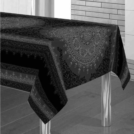 Nappe ovale baroque 2m40 x 1m48  anti tache infroissable Ref 93987