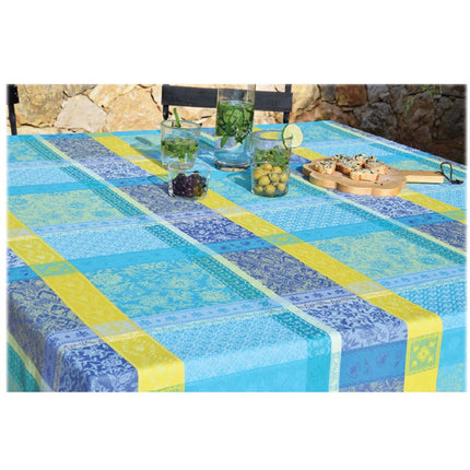Nappe 2m50 x 1m80  jacquard téflon Maussane turquoise Anti Tache