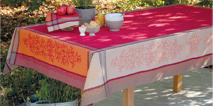 Nappe carrée Coton tissée jacquard Téflon olives R 1m60 x 1m60