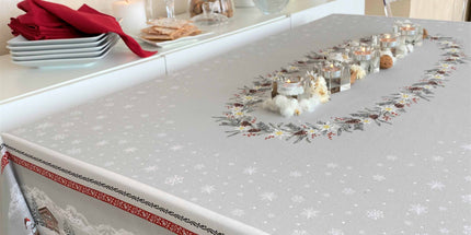 Nappe de Noël Megève 2m50 x 1m50 coton enduit plastifié