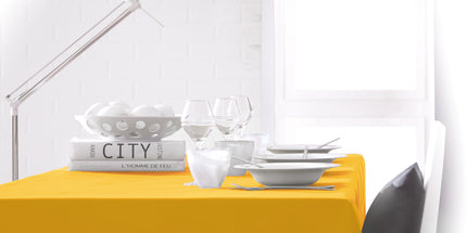Nappe unie jaune curry 2m x 1m45 anti tache sans repassage