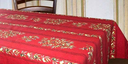 Nappe clos des oliviers rouge coton enduit plastifiée linéaire 2m50 x 1m50