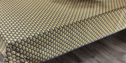 Nappe carrée 1m50 x 1m50 Artchic OR Anti tache et infroissable