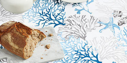 Tissu au mètre Quiberon bleu corail et coquillage coton largeur 160 cm vendu au mètre