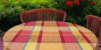 Nappe ronde 180 cm coton jacquard valescure rouge Téflon antitache