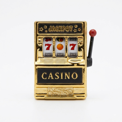 Magnet jackpot - machine à sous miniature fonctionnelle dorée