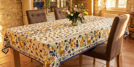 Nappe rectangle Faïence de Moustier bleu 300 x 150 cm polyester antitache et infroissable